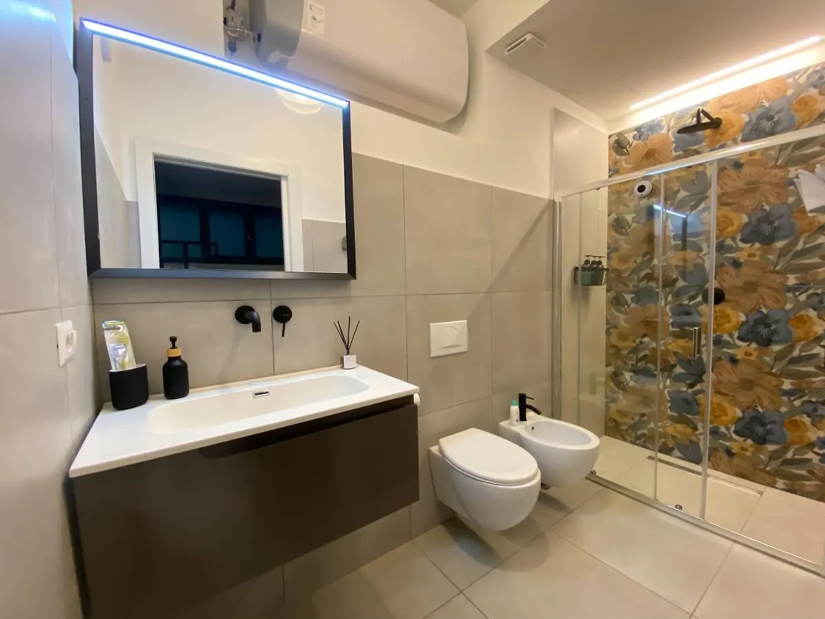 The Hideaway City House Milano 0*,  Italia