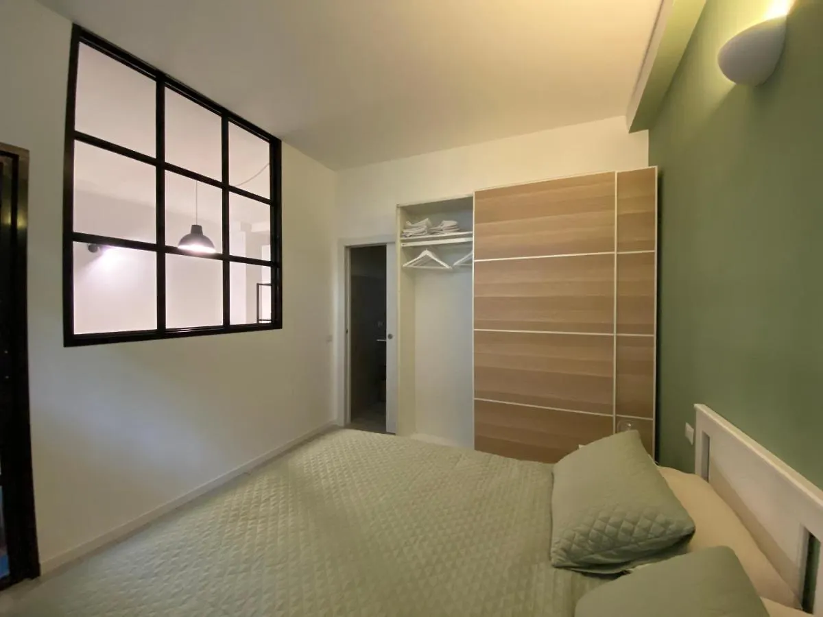 The Hideaway City House Mediolan
